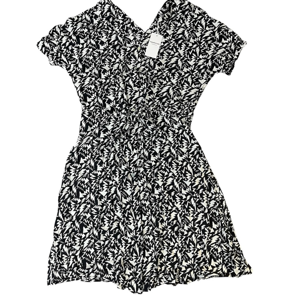 Chic Black and White Patterned Dress